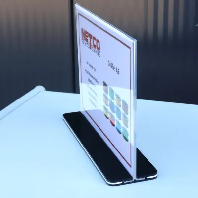 M11 Acryl Werbeaufsteller Querformat